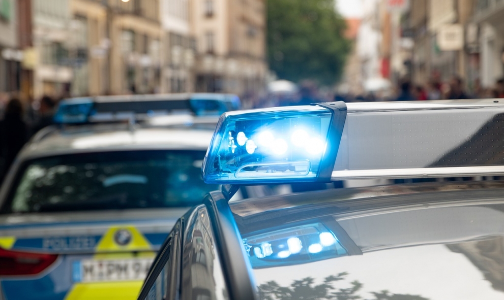 40-latka zatrzymana za posiadanie środków odurzających: susz roślinny i amatorski namiot do uprawy